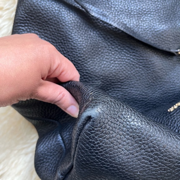 Burberry Black Pebbled Leather Handbag - Picture 3 of 7